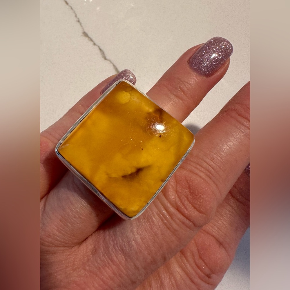 Natural Baltic amber statement ring - Picture 7 of 7